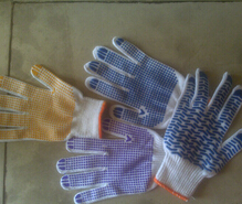 七針棉紗點(diǎn)珠防滑防護(hù)手套